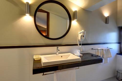 Hotel Restauracja Retro & Oak Rooms