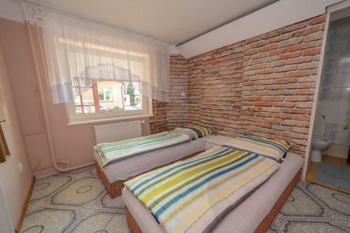 Hostal Bursztynek Podr�?? Mielno