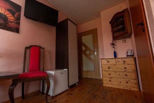 Hostal Bursztynek Podr�?? Mielno