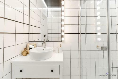 Apartament Black