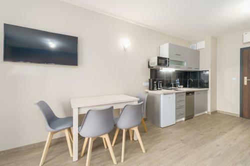 Apartamento Rent Like Home - Bel Mare 211e