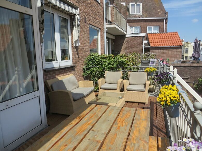 Hostal Pension Sixtysix