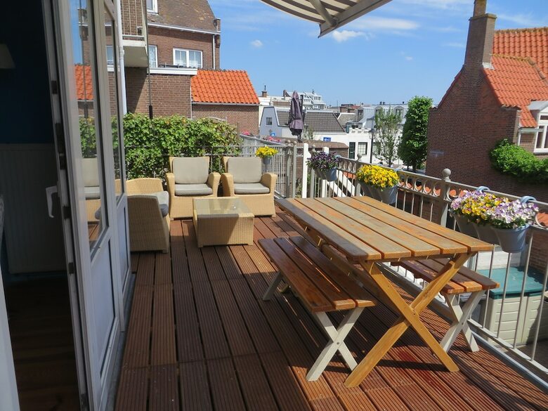Hostal Pension Sixtysix