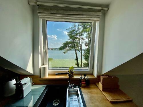Lake View Ostr�da Luxury Apartment