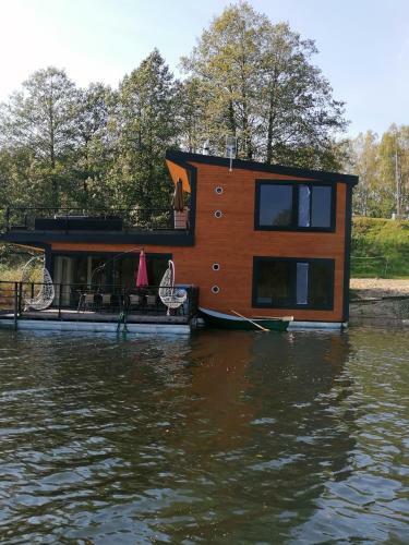 Villa Dom Na Wodzie