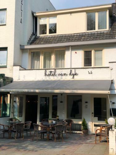 Hotel Van Dyk