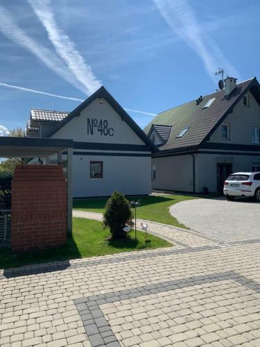48c Domki Letniskowe I Apartament