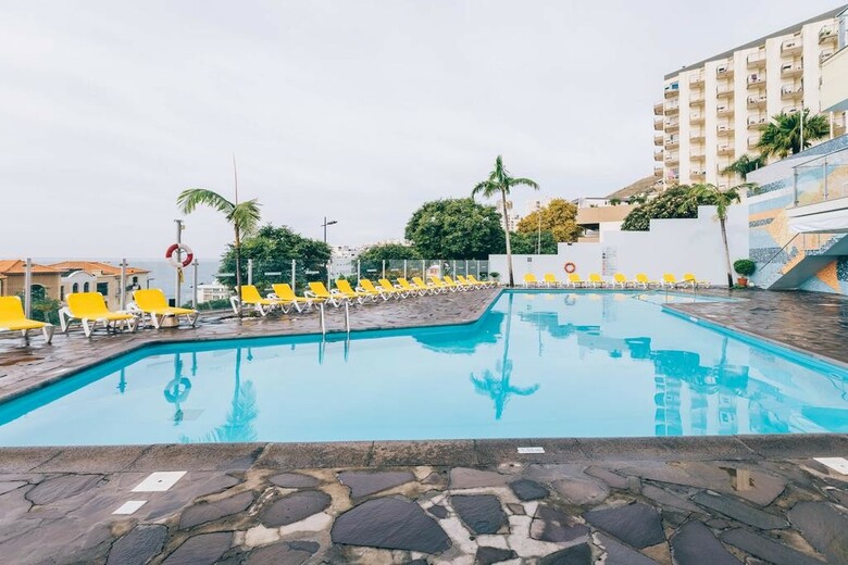 Muthu Raga Madeira Hotel