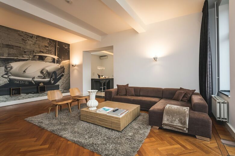 Hotel Hoogenweerth Suites