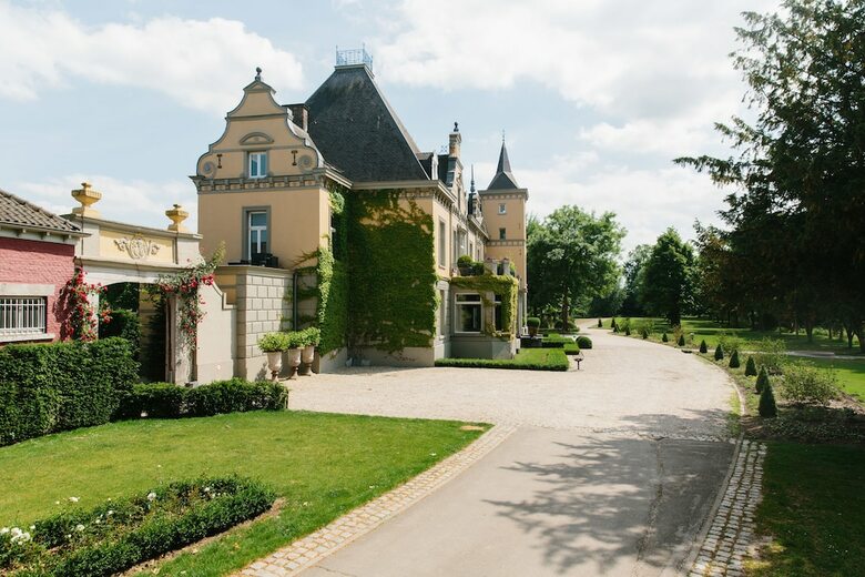 Hotel Hoogenweerth Suites