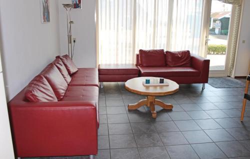 Holiday Home Hippolytushoef