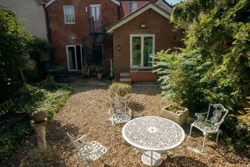 St Giles Serviced Apartments