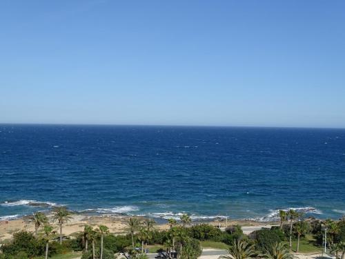 Apartamento 2-schlafzimmer-penthouse-apartment Mit Frontalem Meerblick