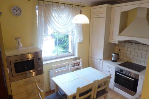Apartament Hallera