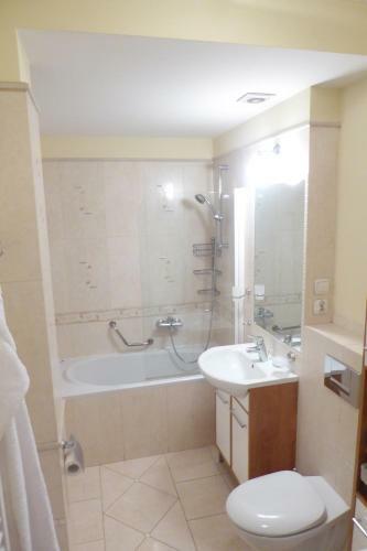 Apartament Hallera