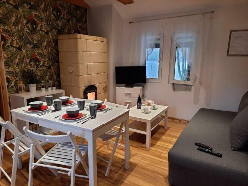 Zak?tek Nad Jeziorem