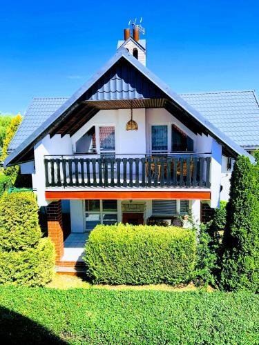 Holiday Home Jarz?binowa