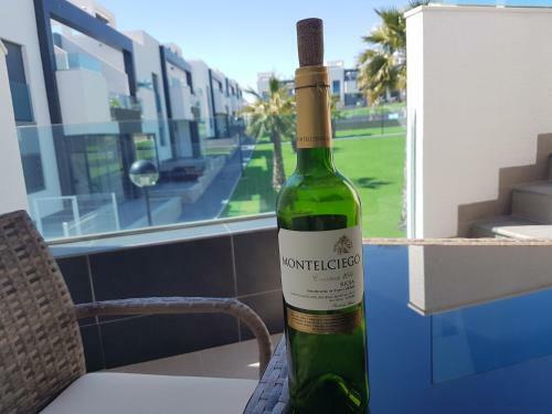 Oasis Beach 8 Top Floor Apartment In Torrevieja Punta Prima