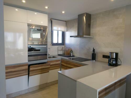Oasis Beach 8 Top Floor Apartment In Torrevieja Punta Prima