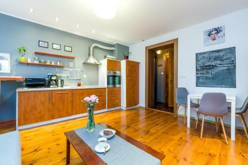 Apartament ?urawia