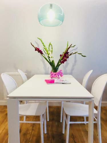Apartamento Piper Zajezdnia White