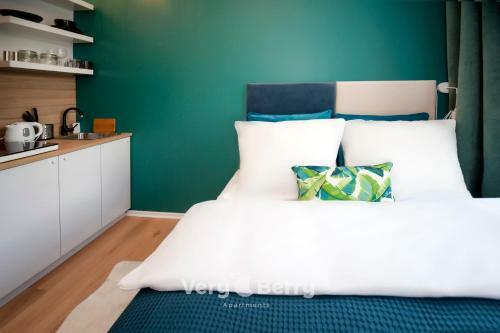 Very Berry - Glogowska 35a - Mtp Apartments - Self Check In 24h