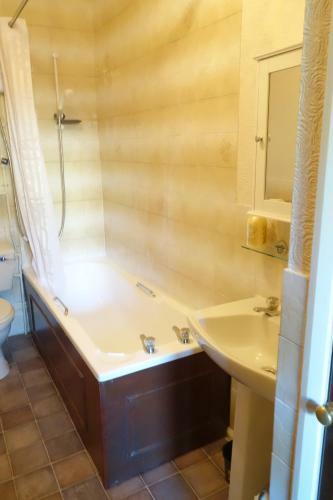 Rathvale Self-catering Apartments