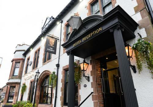 County Hotel