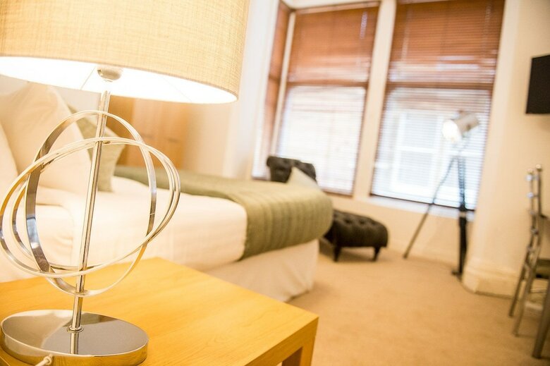 Hostal Howarth House