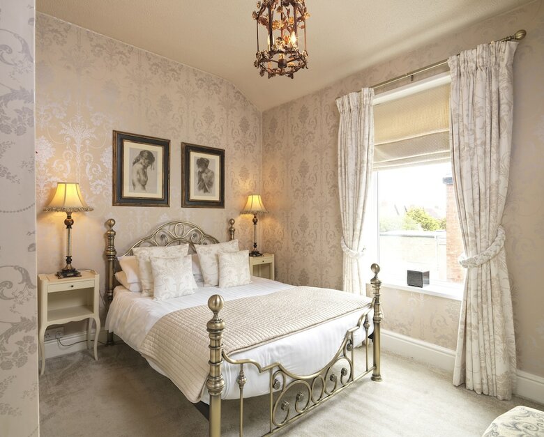 Hostal Howarth House