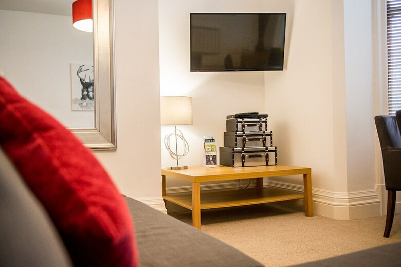 Hostal Howarth House