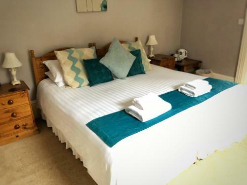 Hostal The Riverside