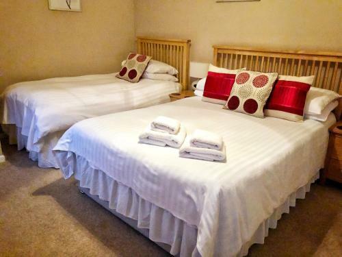 Hostal The Riverside