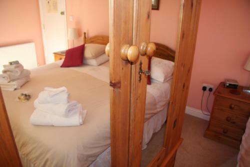 Hostal The Riverside