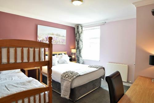Dovedale Hotel And Restaurant
