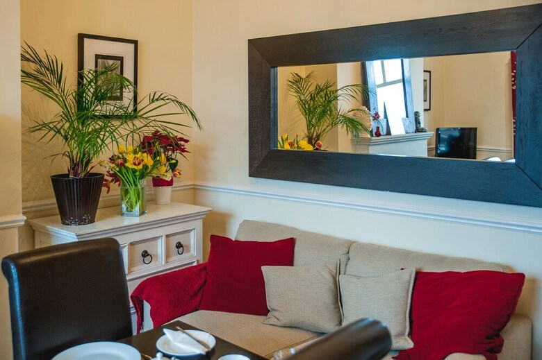 Hostal Arlana Guest House