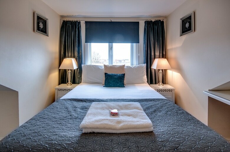 Hostal Arlana Guest House