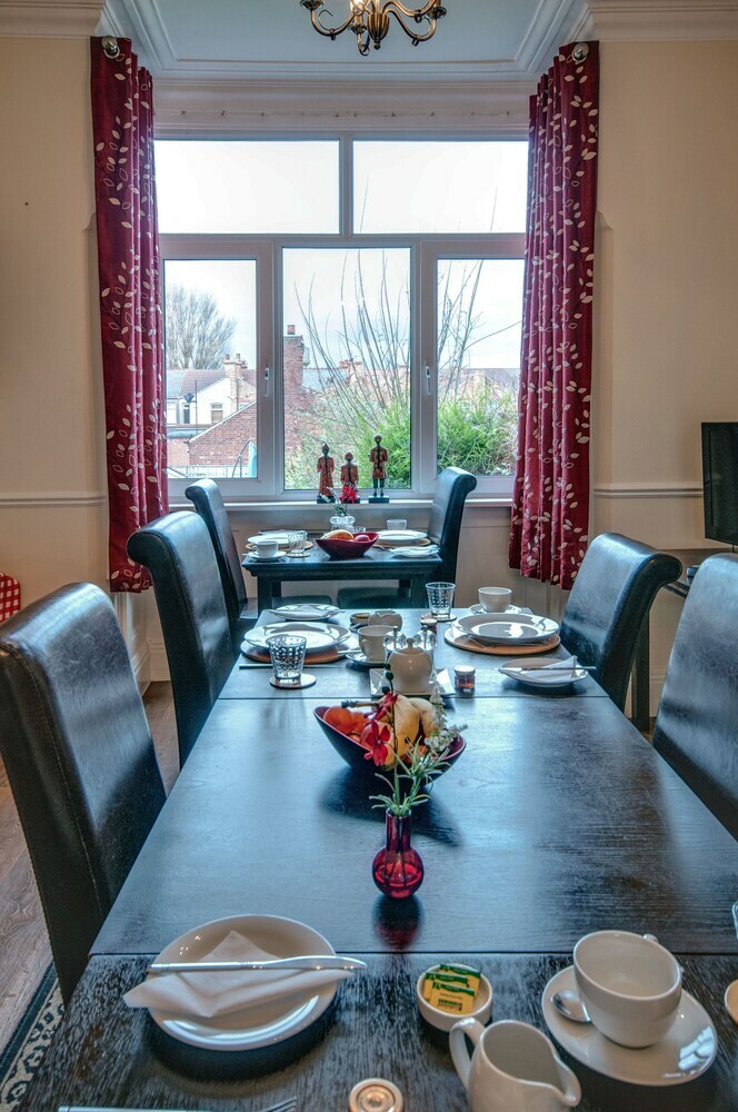 Hostal Arlana Guest House