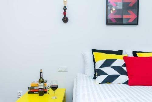 Sleepway Apartments - Red Metro