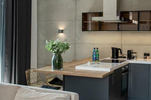 El Apartments - Antares