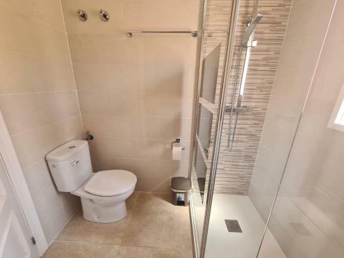 2 Bedroom Property In Closed Urbanisation