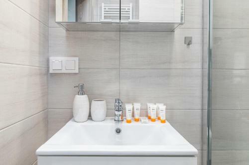 Warta Residence Apartments By Renters