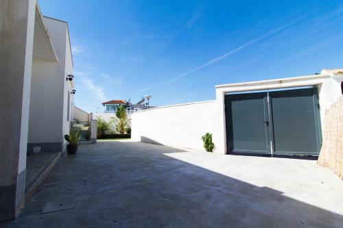 Arenas House