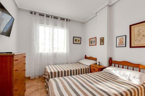 Apartment Ramon Gallud 204