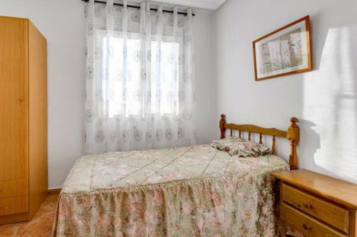 Apartment Ramon Gallud 204