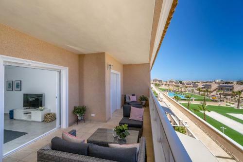 Modern Holiday Apartment With Spacious Terrace