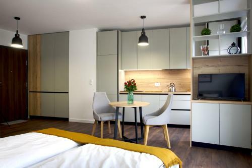 Essence Apartments Sapphire