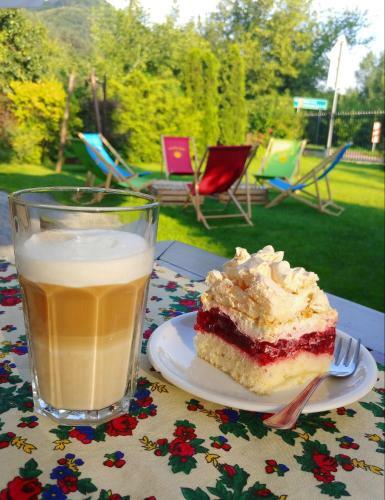 Posada Zajazd Pttk Pod Roztok?