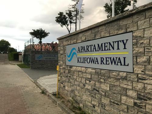 Apartament Bia?y W Rewalu
