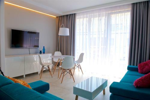 Sea Cliff Apartment Rewal